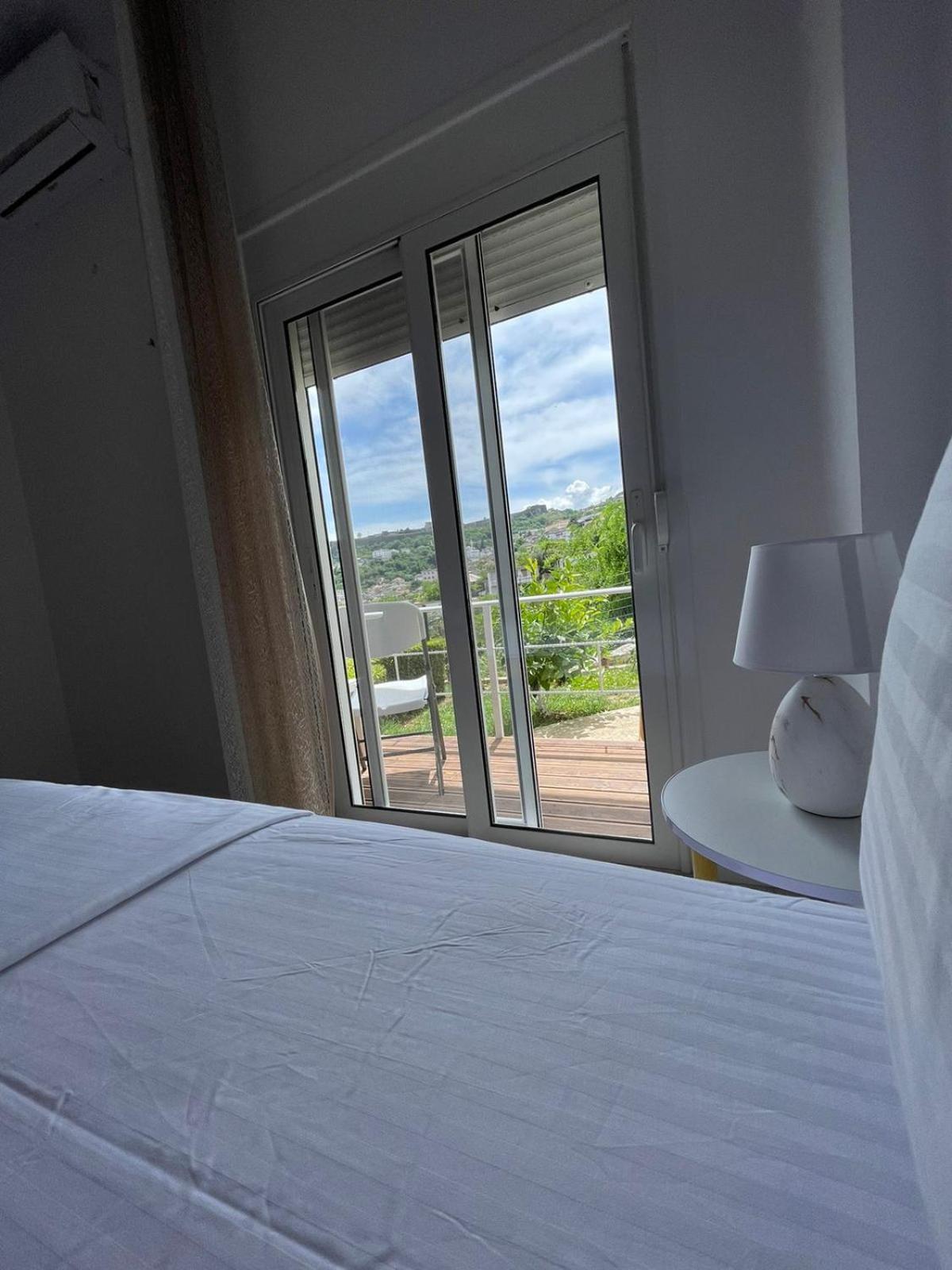 Ilvi Guesthouse Gjirokastra Kültér fotó