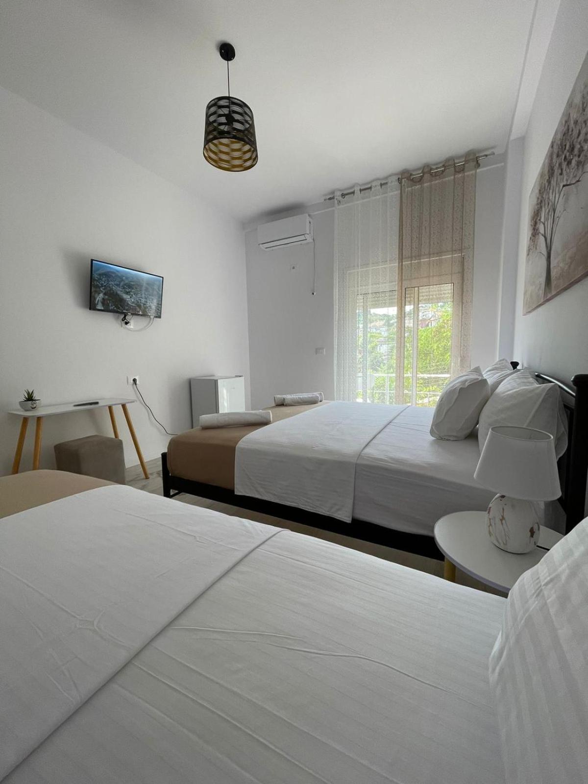 Ilvi Guesthouse Gjirokastra Kültér fotó