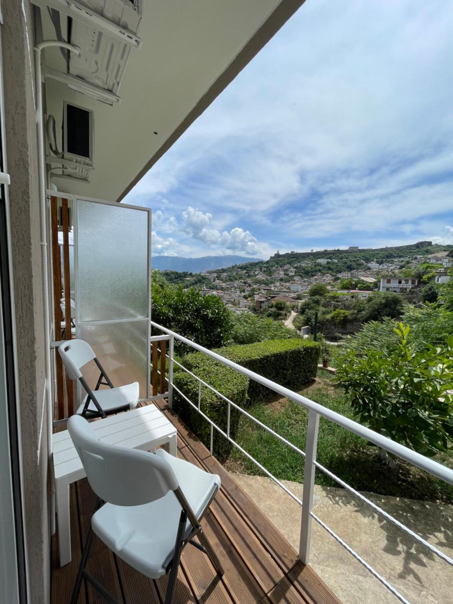 Ilvi Guesthouse Gjirokastra Kültér fotó