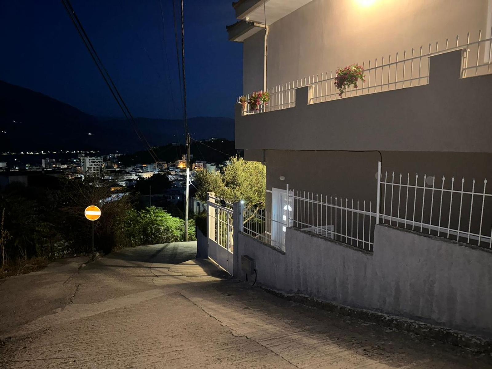 Ilvi Guesthouse Gjirokastra Kültér fotó